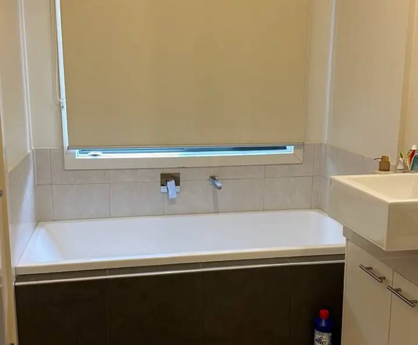 $313, Flatshare, 2 bathrooms, Notting Hill VIC 3168