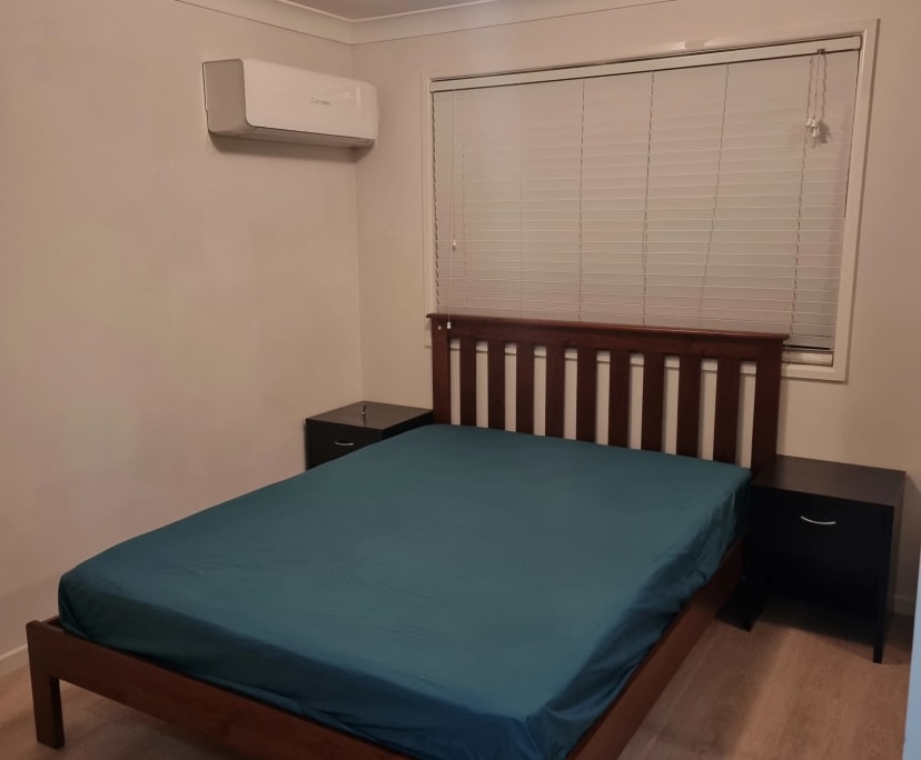 $260, Share-house, 3 bathrooms, Norman Gardens QLD 4701