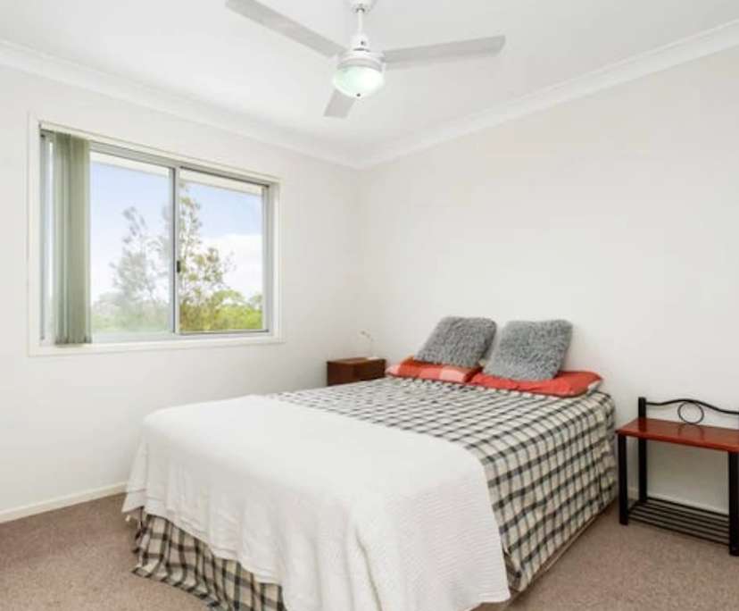 Unfurnished room with own bathroom