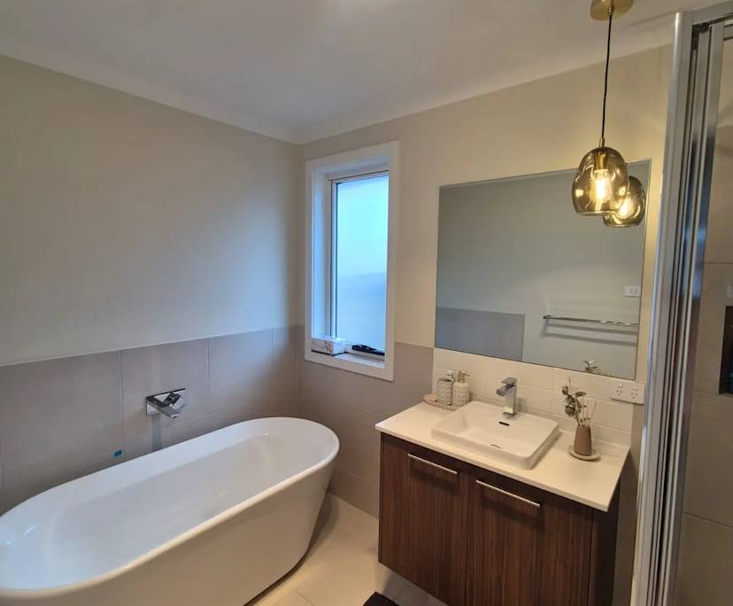 $300, Share-house, 2 bathrooms, Box Hill NSW 2765