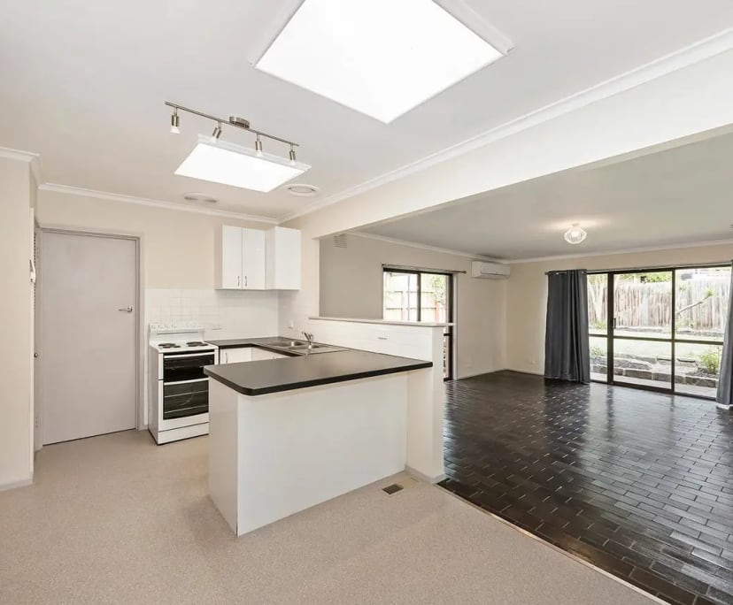 Room for Rent in Mentone, Melbourne 220, Unfurnis...