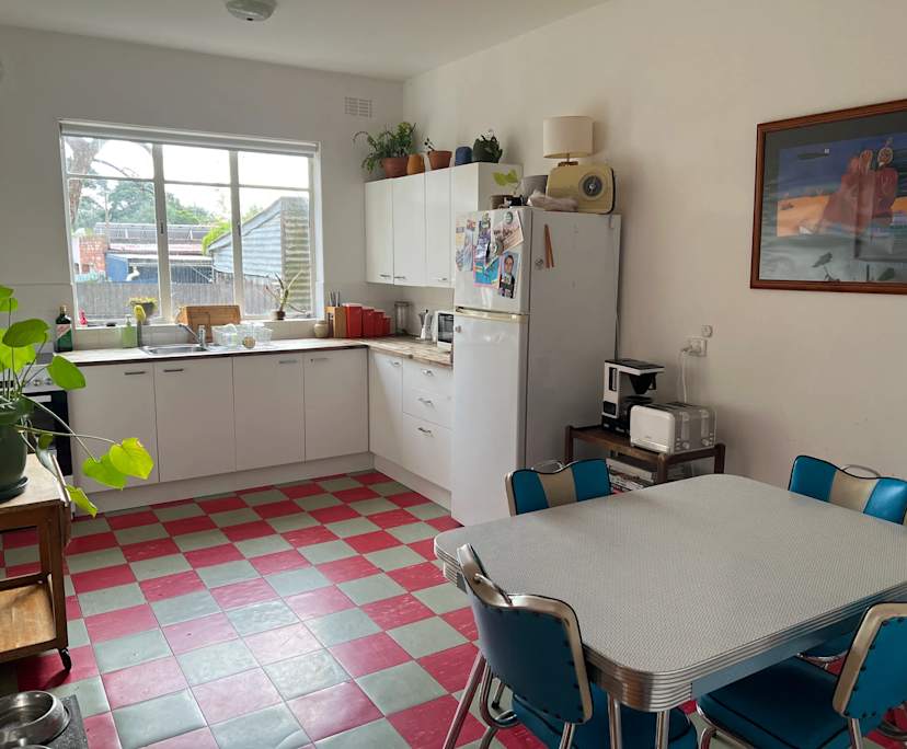 Whole property with 2 rooms for rent