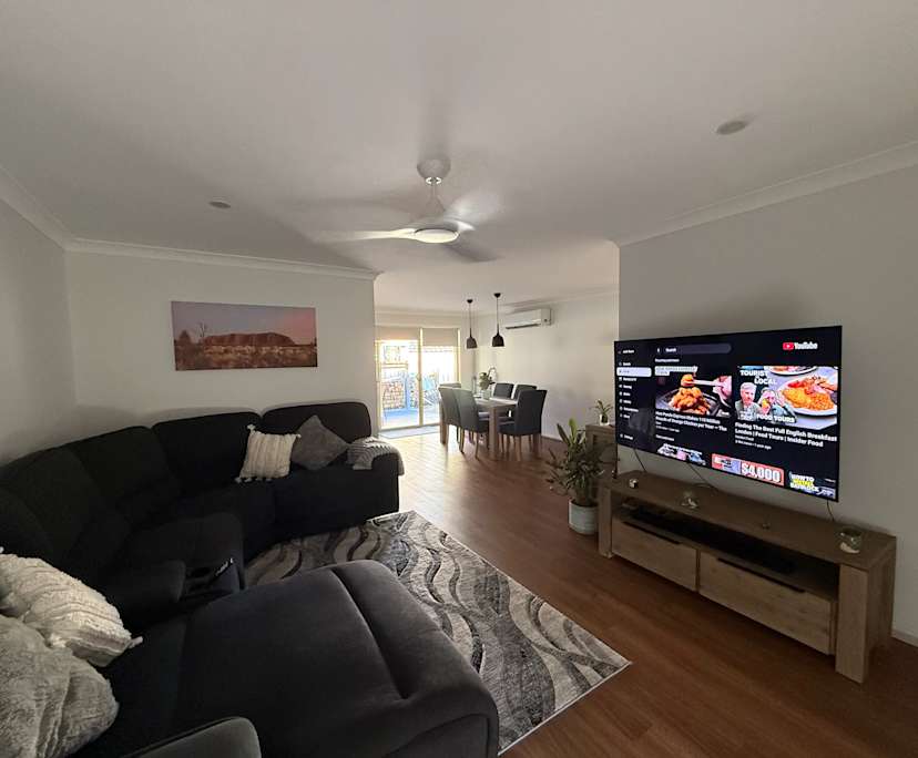 $350, Share-house, 2 bathrooms, Kingswood NSW 2747