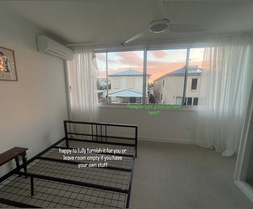 Room in a share house