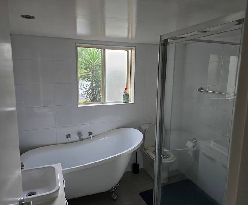 $350, Flatshare, 2 bathrooms, Sylvania NSW 2224