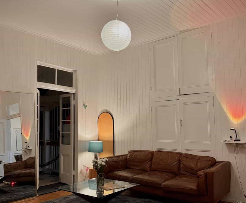 Room in a share house