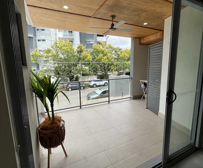 $400, Flatshare, 2 bathrooms, Kedron QLD 4031