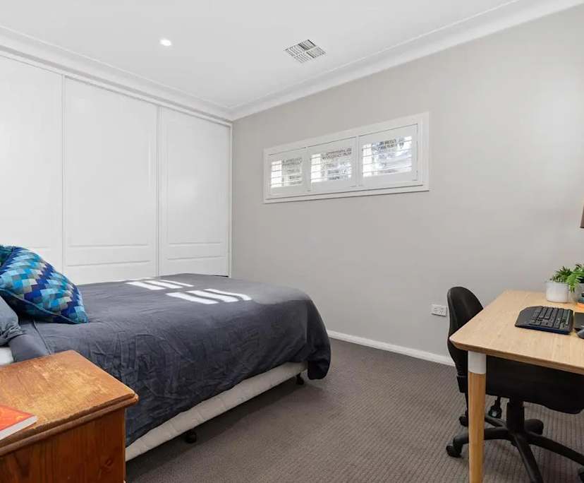 Unfurnished room in a share house