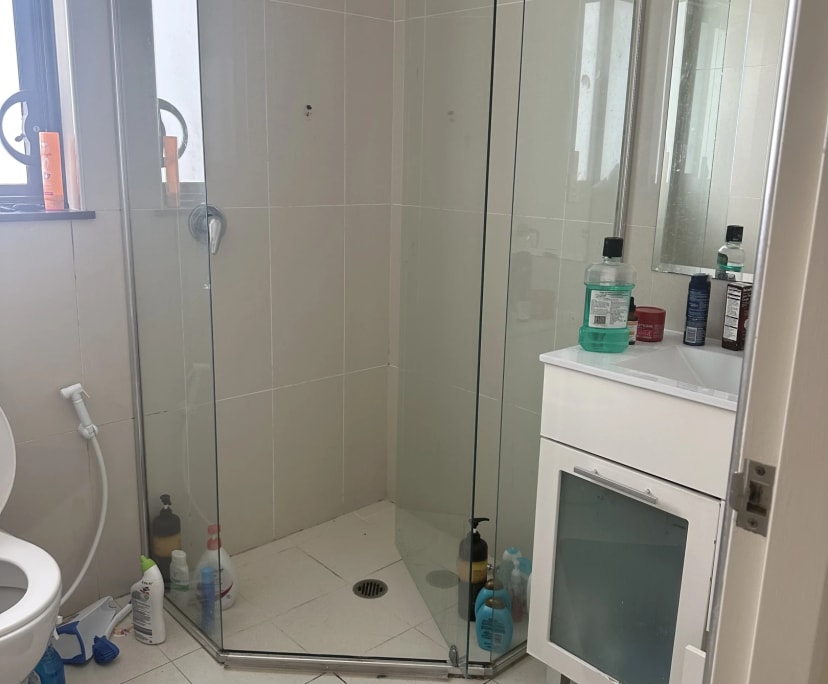 $300, Flatshare, 3 bathrooms, Newtown NSW 2043