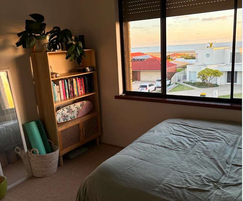 propertyImage