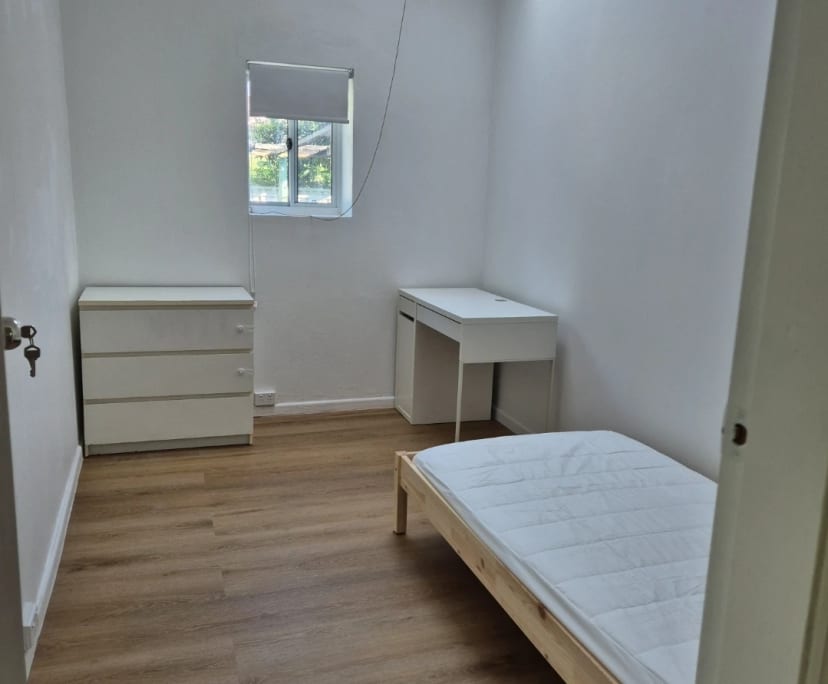Furnished room in a share house