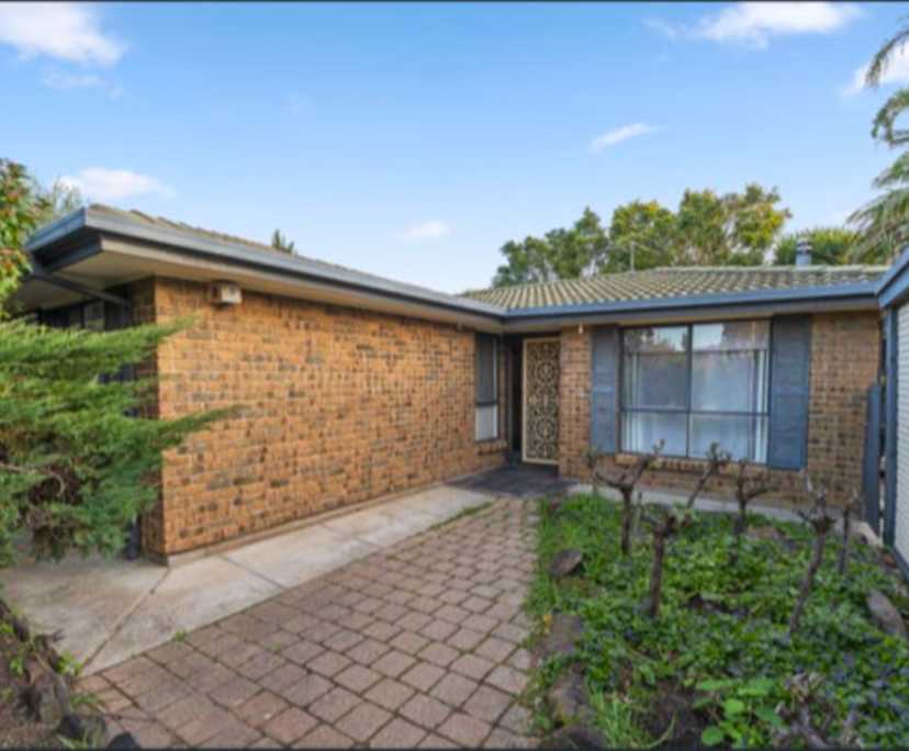 Whole property with 3 rooms for rent