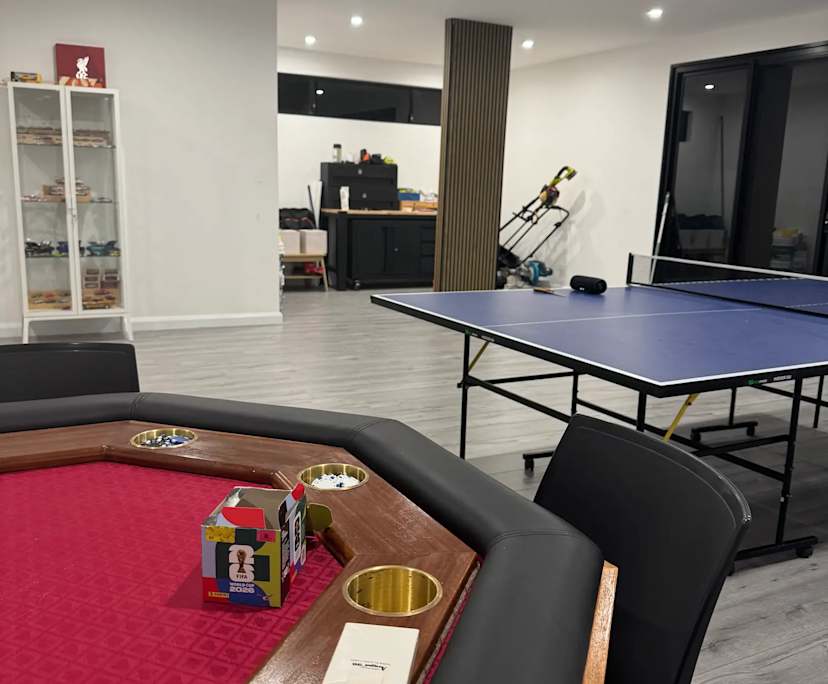 Room in a share house
