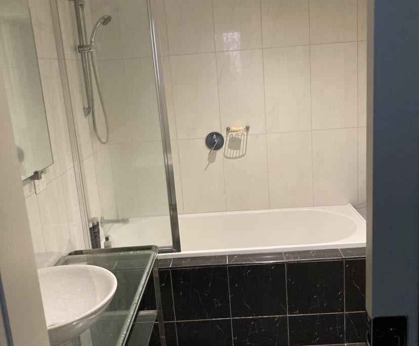 $400, Homestay, 2 bathrooms, Melbourne VIC 3000