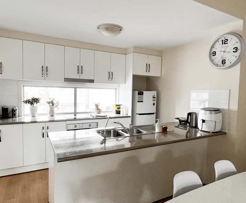 Whole property with 2 rooms for rent