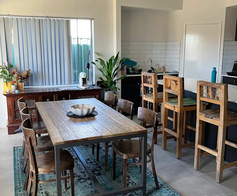 Room in a share house