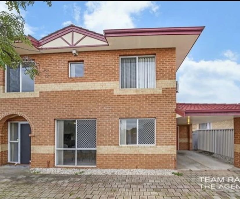 Unfurnished room in a share house