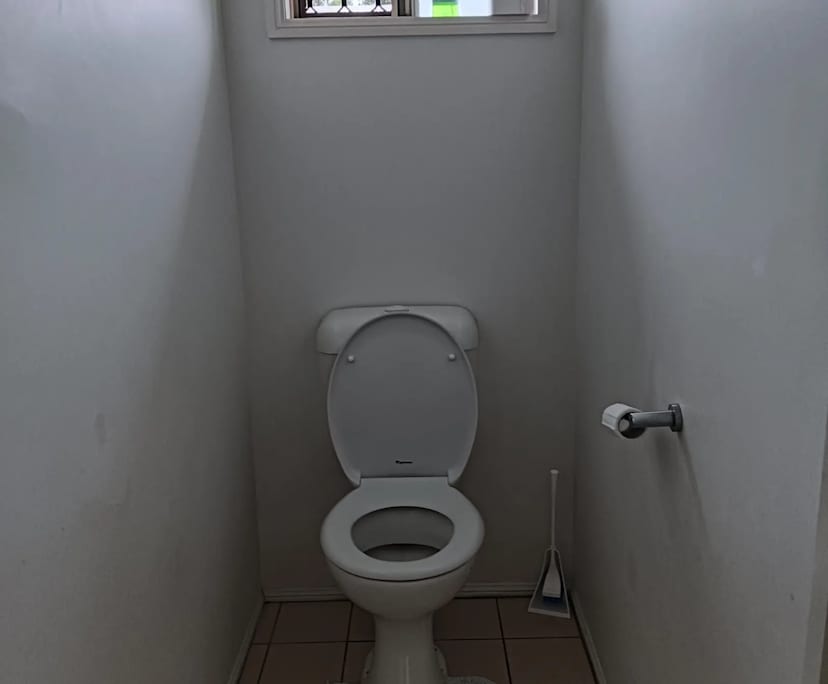 $250, Share-house, 3 bathrooms, Mount Sheridan QLD 4868