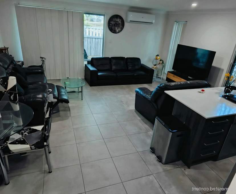 $240, Share-house, 2 rooms, Kingston QLD 4114, Kingston QLD 4114