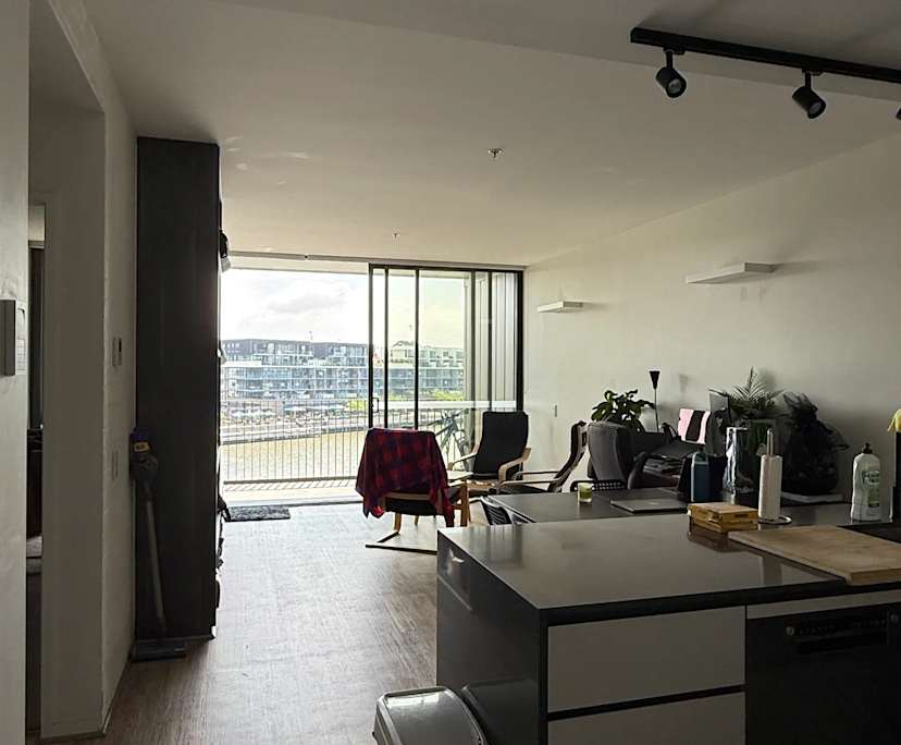 Unfurnished room with own bathroom