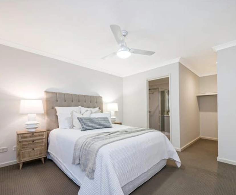 Room in a share house