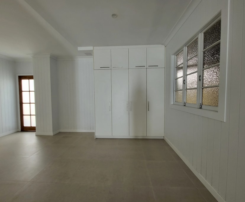 $360, Share-house, 3 bathrooms, Sandgate QLD 4017