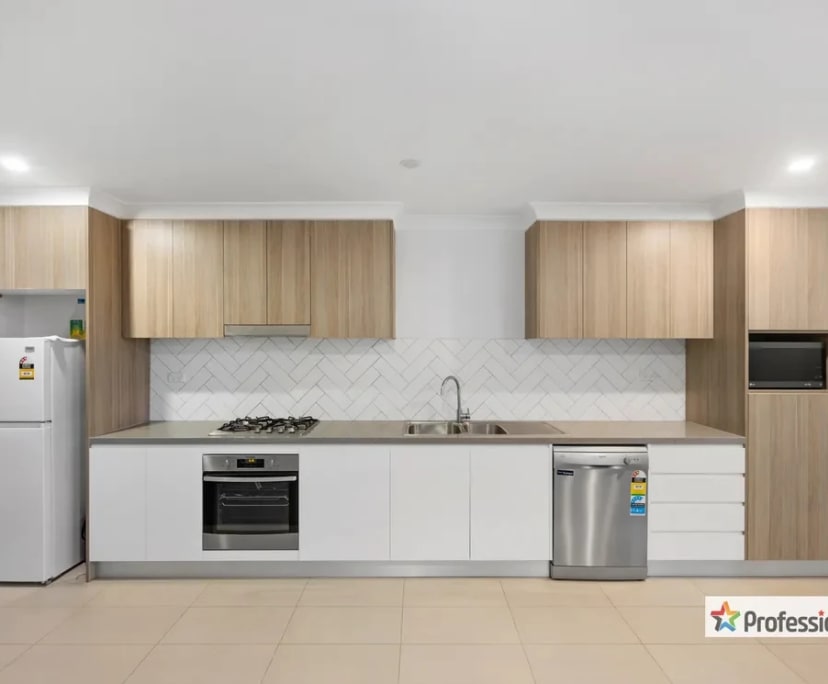 Whole property with 2 rooms for rent