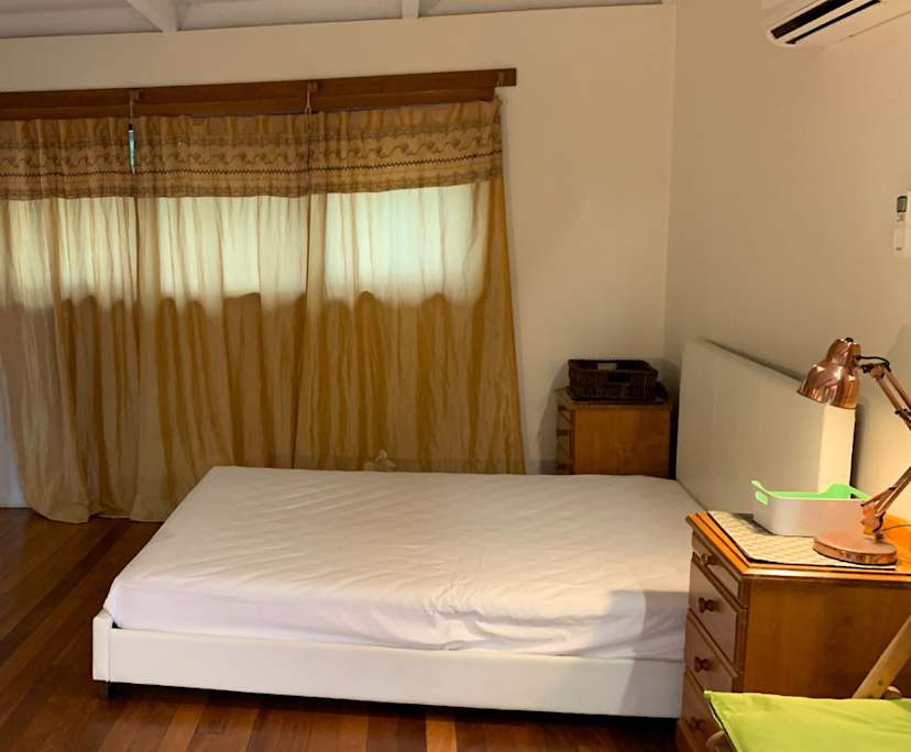 $450, Share-house, 3 bathrooms, Ashmore QLD 4214