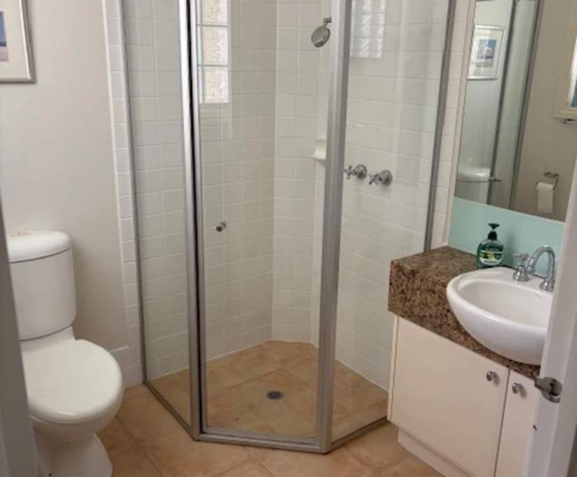 $390, Share-house, 3 bathrooms, Glen Waverley VIC 3150