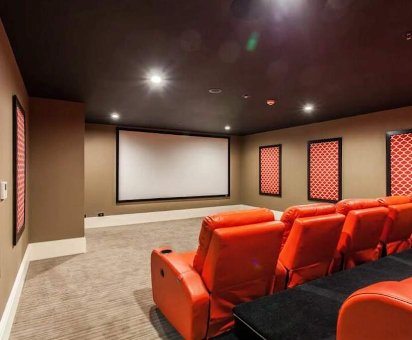 $995, Whole-property, 2 bathrooms, Melbourne VIC 3000