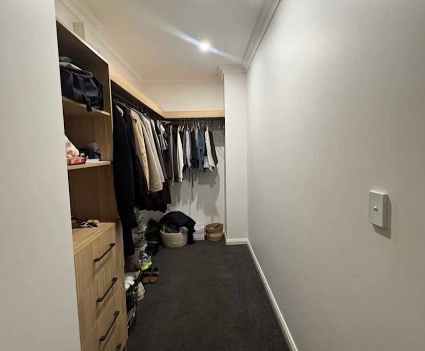 $350, Share-house, 3 bathrooms, Sturt SA 5047