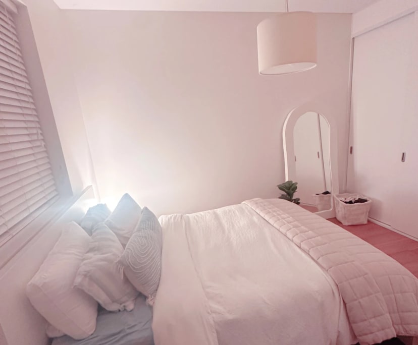 Furnished room with own bathroom