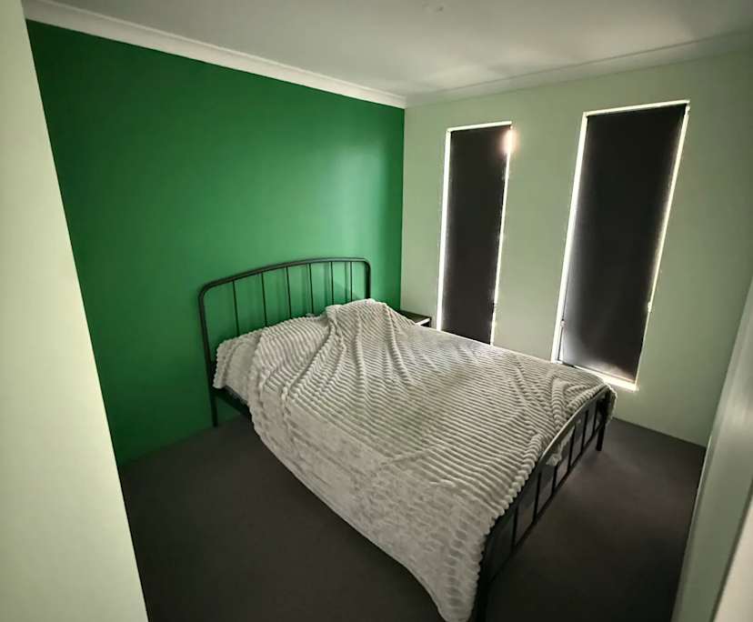 Room in a share house