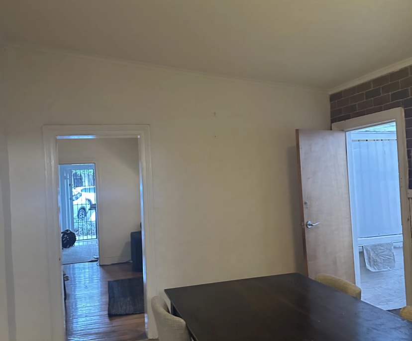 $300, Share-house, 3 bathrooms, Alexandria NSW 2015