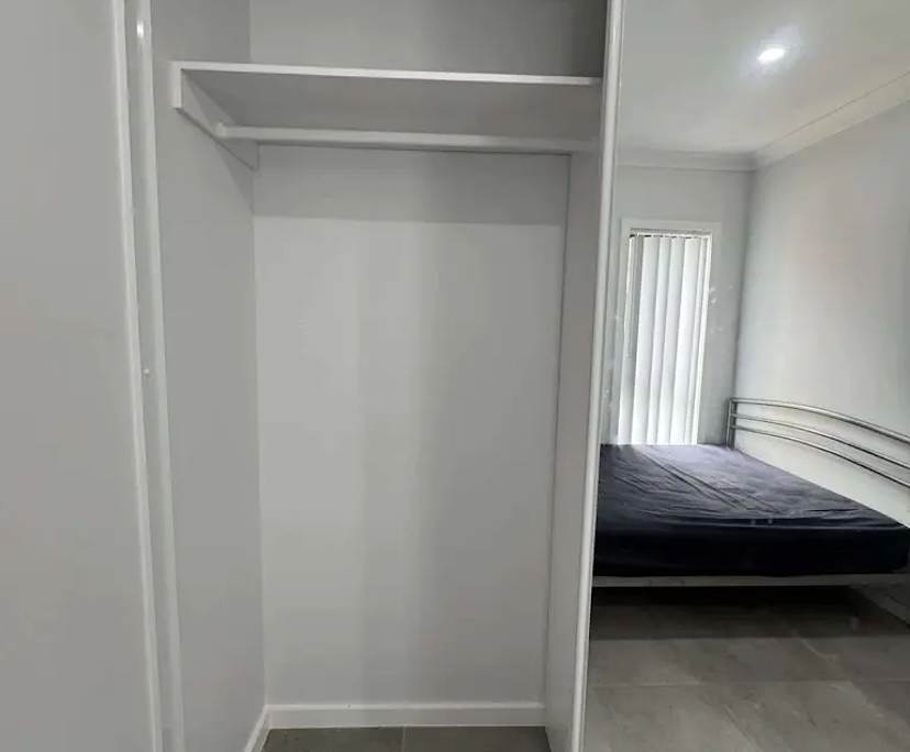 $250, Share-house, 4 bathrooms, Regents Park NSW 2143