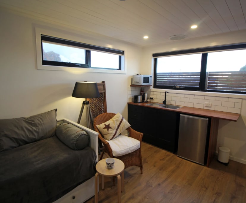 Furnished room granny flat for rent
