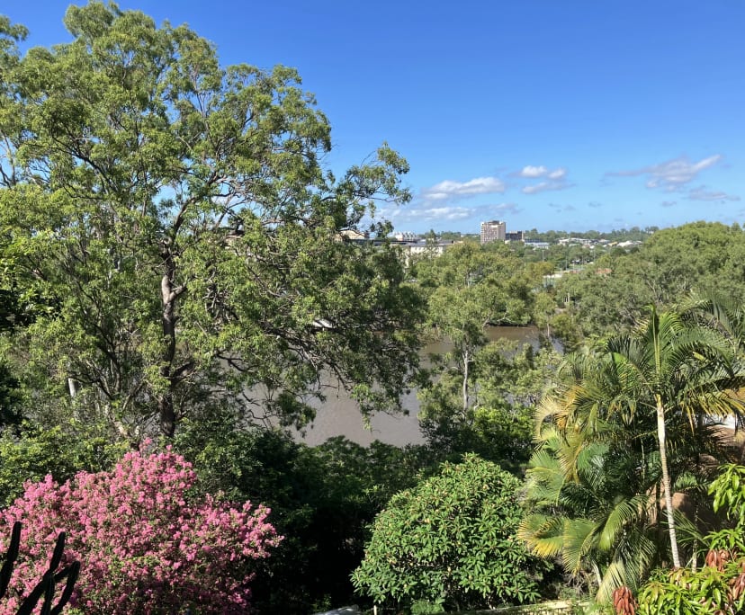 $280, Share-house, 5 bathrooms, Highgate Hill QLD 4101