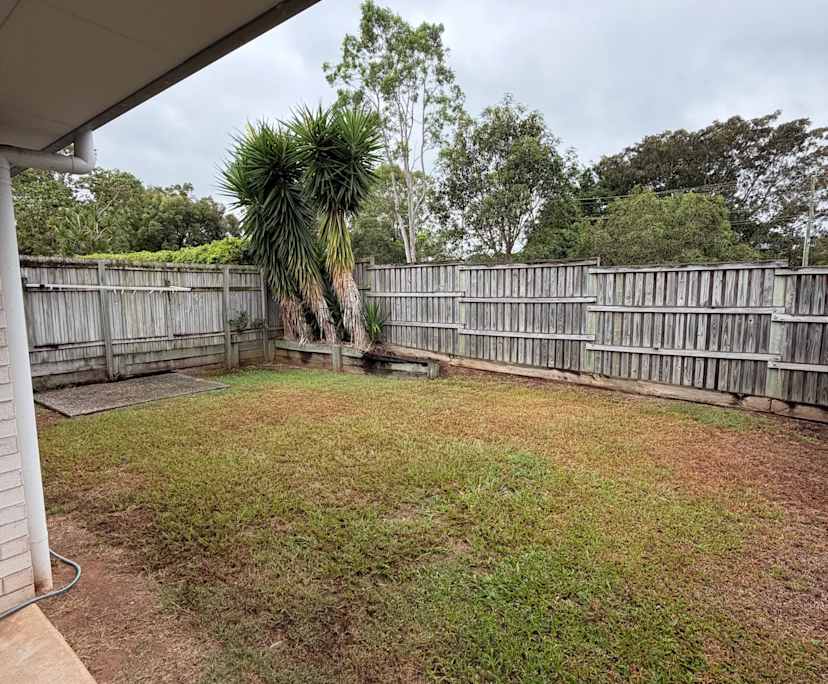 $330, Share-house, 3 bathrooms, Warner QLD 4500