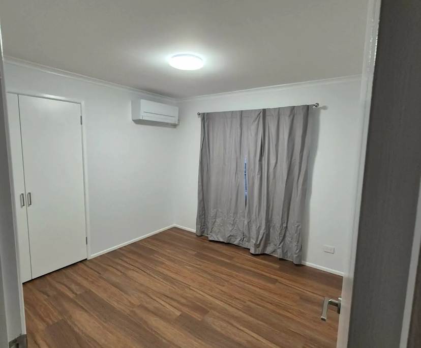Unfurnished room in a share house
