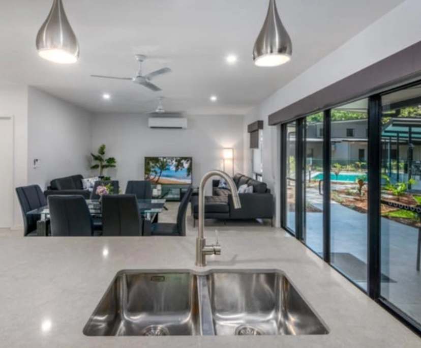 $450, Share-house, 3 bathrooms, Clifton Beach QLD 4879