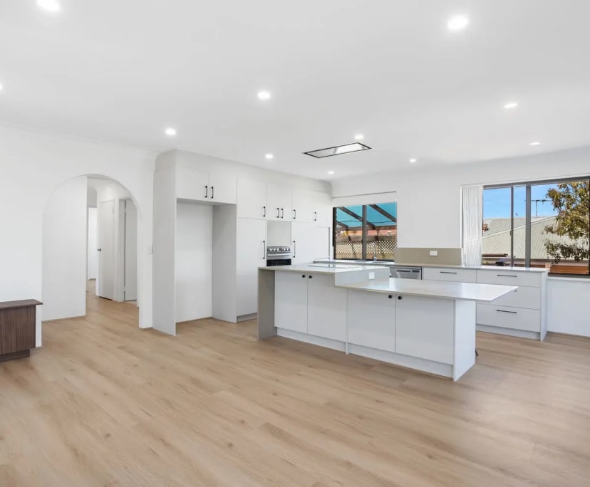 $330, Share-house, 5 bathrooms, North Beach WA 6020