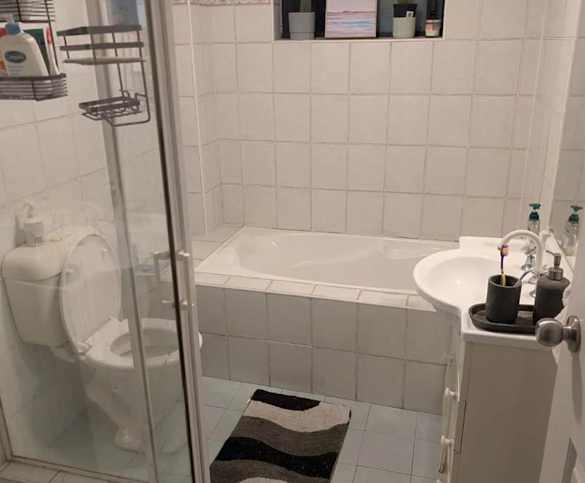 $235, Flatshare, 2 bathrooms, Granville NSW 2142