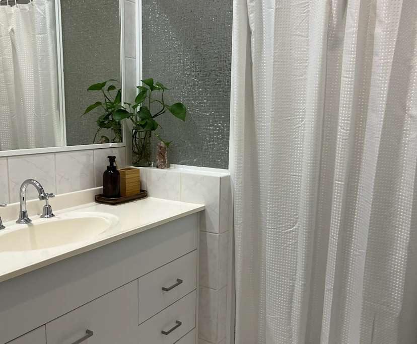 $300, Share-house, 3 bathrooms, Shailer Park QLD 4128