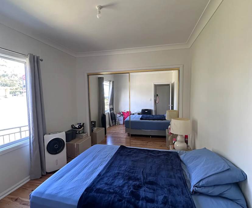 Room in a share house