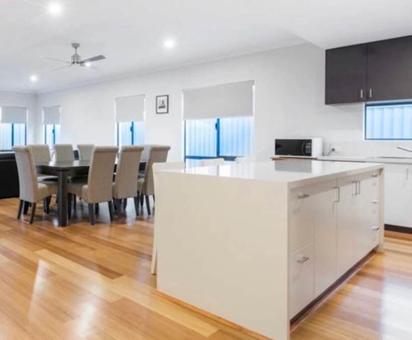 Room in a share house