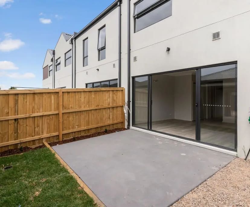 $180, Share-house, 4 bathrooms, Tarneit VIC 3029