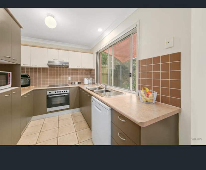 $350, Share-house, 3 bathrooms, Wynnum West QLD 4178