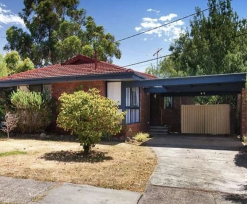 Student for Rent in Hallam, Melbourne