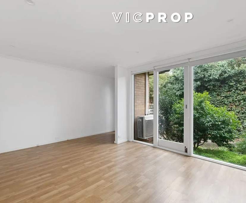 $250, Share-house, 3 bathrooms, Camberwell VIC 3124