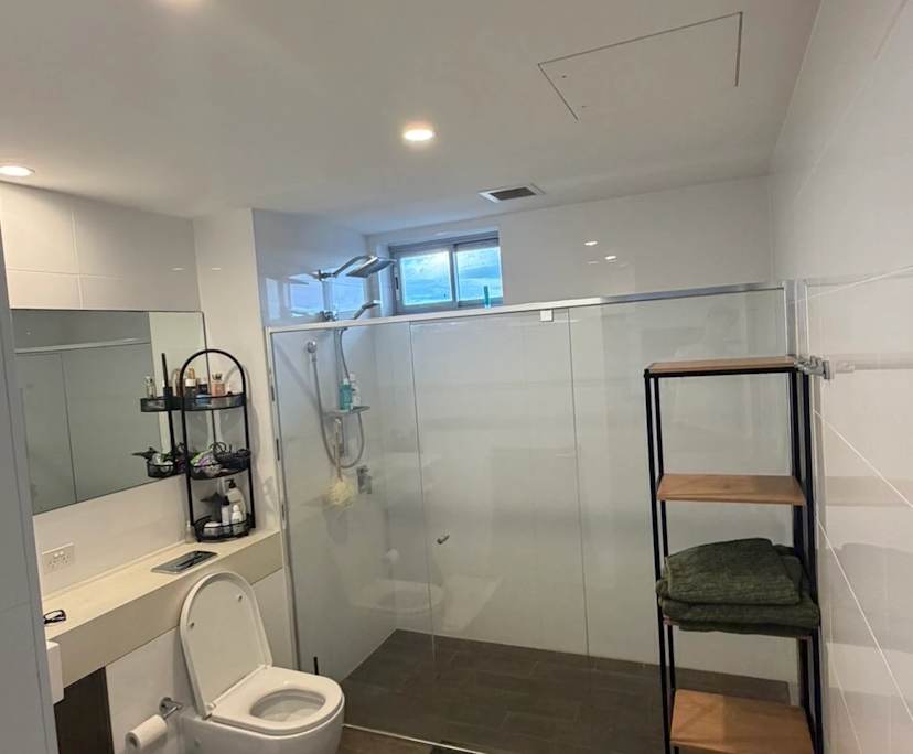 Whole property with 2 rooms for rent